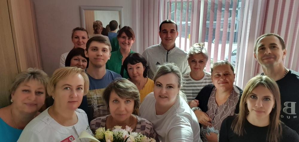Поздравляем с днем рождения Зиновьеву Елену Николаевну!