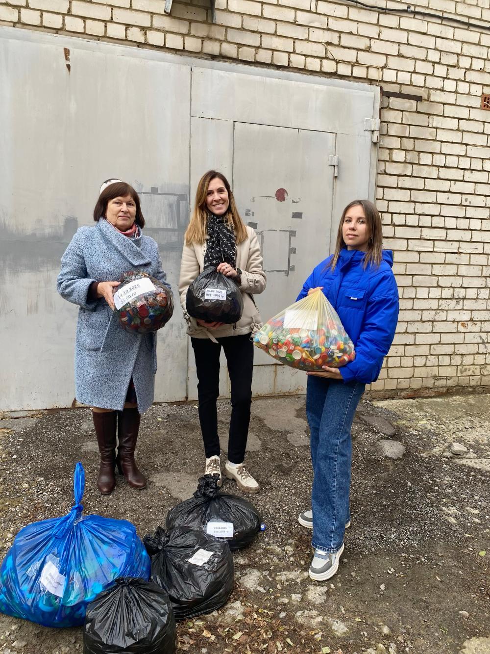 Сотрудники диспансера присоединились к городскому экомарафону: «Мусор в дело» — шаг к чистому городу